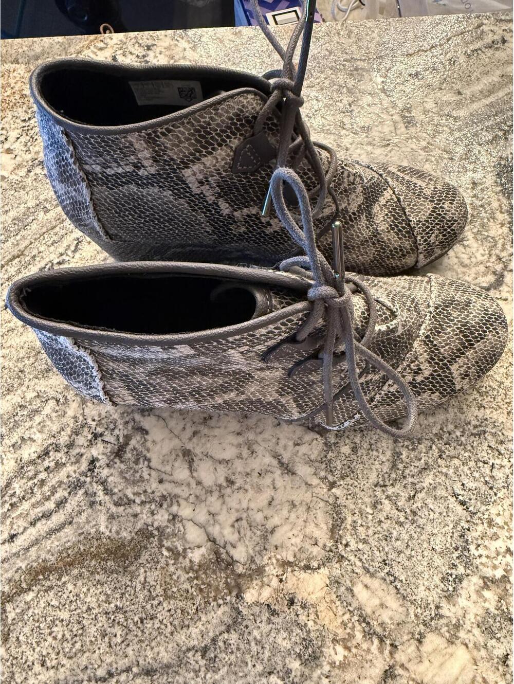 SWON Women's Lace-Up Ankle Boots in Snake Print